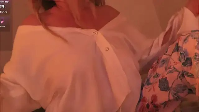 Freechat Kishaxxx on StripChat