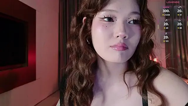 KitayamaChu on StripChat