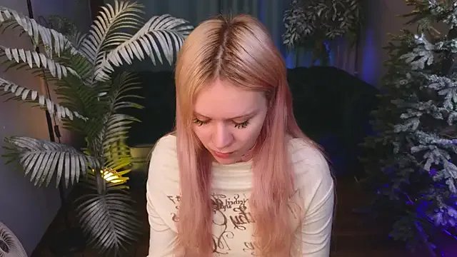 kitten_murray_ on StripChat