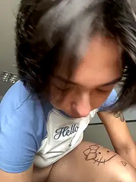 Kitty5348 on StripChat