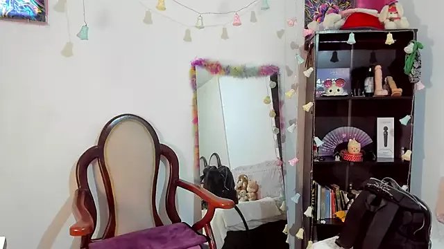 kittyzenn on StripChat