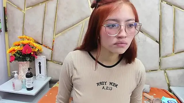 Kloe_Candy1 on StripChat