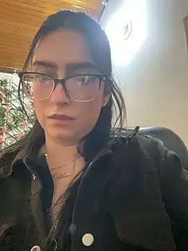 Kloe_Novoa on StripChat