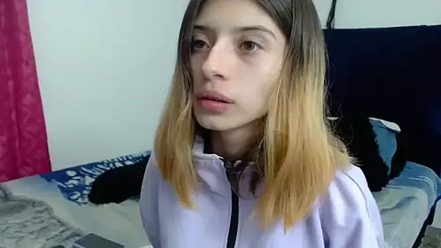 KratosAfroditacs on StripChat