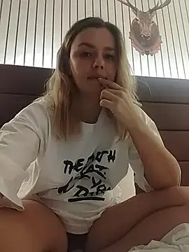 KrissSexi on StripChat