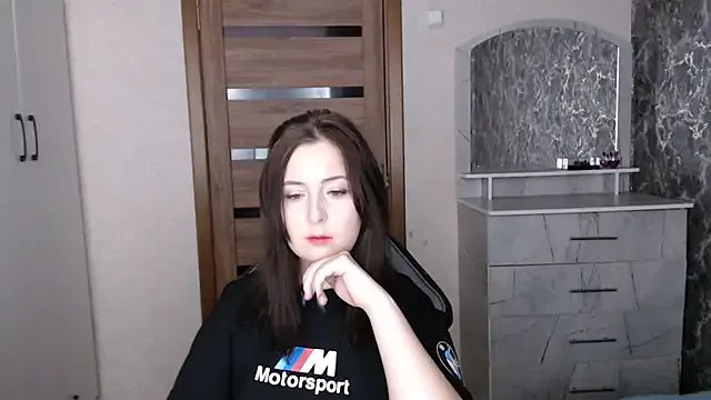 Kristy-Max on StripChat