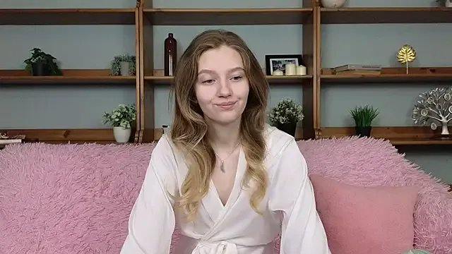 Ksuhesa on StripChat