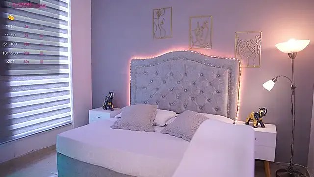 KylaMorrison on StripChat