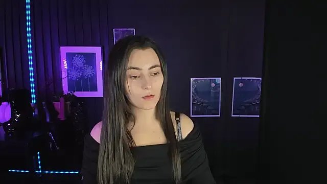 KylieMellow on StripChat