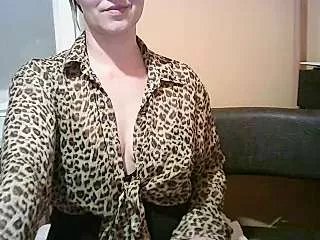 L1saAl1sa on StripChat