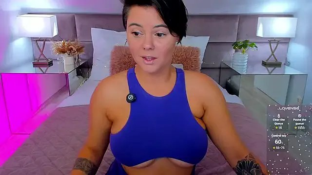 Lady_AliBi on StripChat