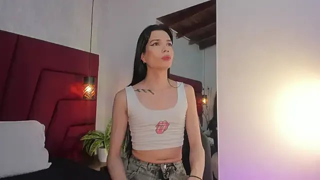 LadyLuminary on StripChat