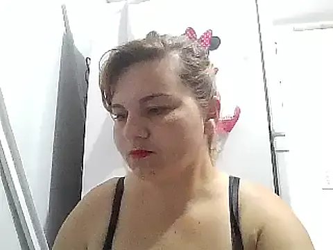 laiscibelle on StripChat