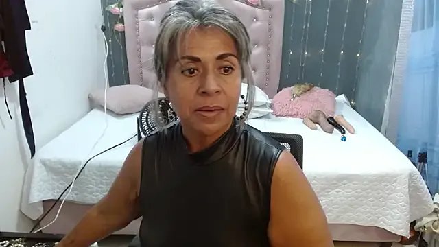 lalisha_96 on StripChat