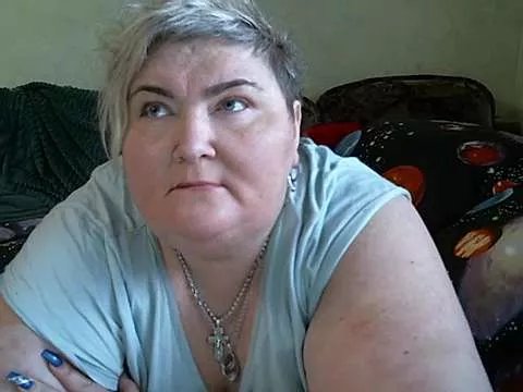 Lana555 on StripChat