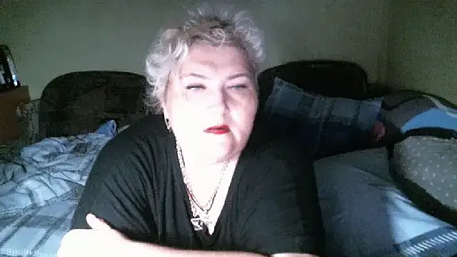 Lana555 on StripChat