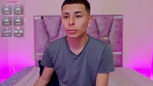 lana_and_liam_ on StripChat