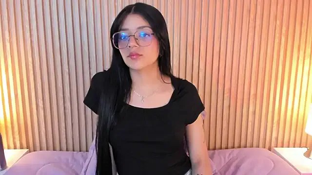 Freechat lana_dol on StripChat