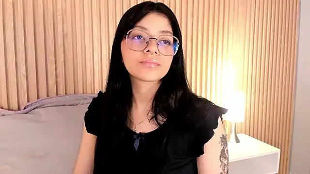 Freechat lana_dol on StripChat