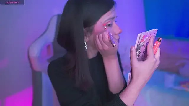 Lana_Dreams_ on StripChat