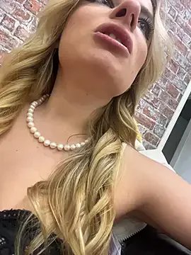 LanaSparks on StripChat