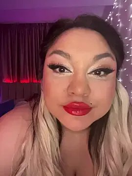 LarissaQuinn on StripChat