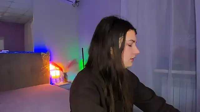 Laura_Leee — naked doggy + twerk