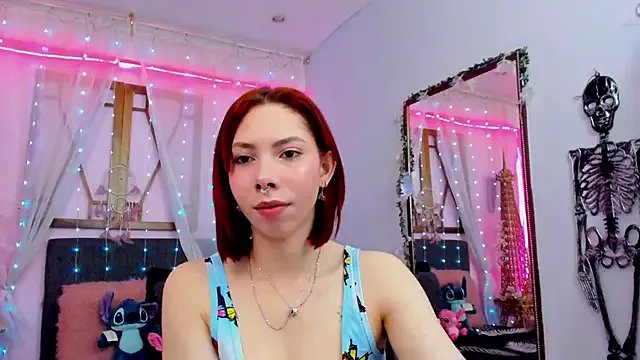 laura_olssen on StripChat