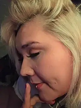 Laura_takint on StripChat