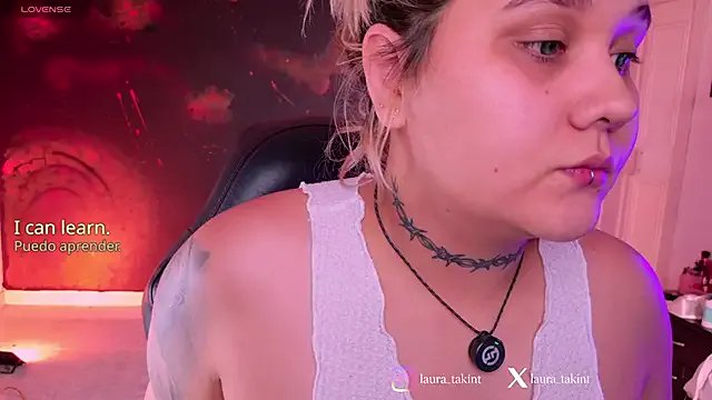 Laura_takint on StripChat