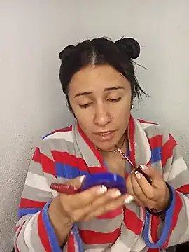 laurahotdirty — deep throat messy saliva