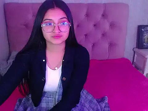 laurenelove on StripChat