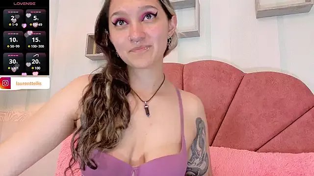 Freechat Laurent_elis on StripChat