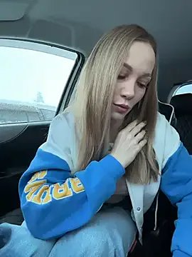 LavenderHot on StripChat