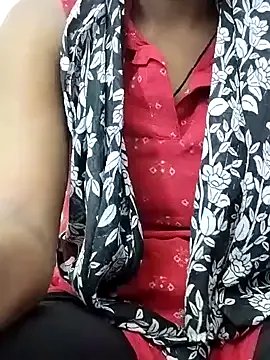 Laxmi_89 on StripChat