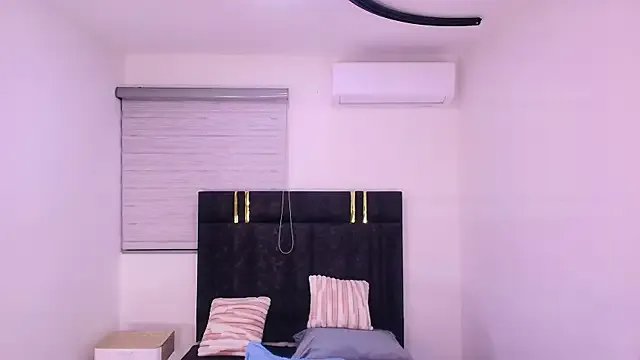 lay_navas on StripChat