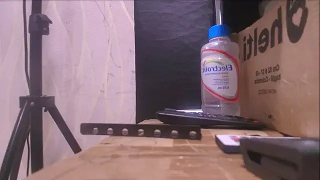 lay_navas on StripChat