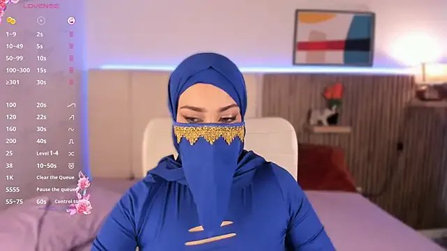 Layla_Sahar — show boobs