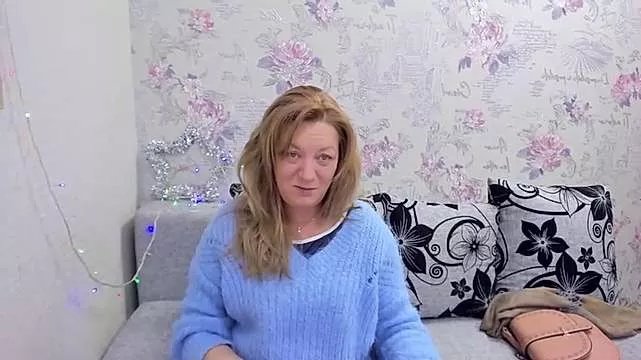 LeaPure on StripChat