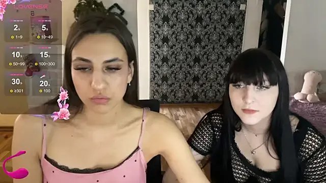 leilajul on StripChat 