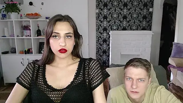 leilajul on StripChat 