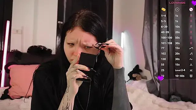 Lein_Bone on StripChat