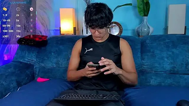 Leo_Savage_ on StripChat