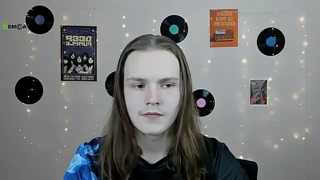 leo_void — take off one piece of clothing