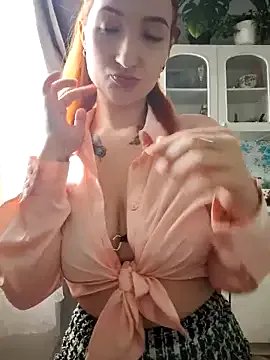 LeonaFox