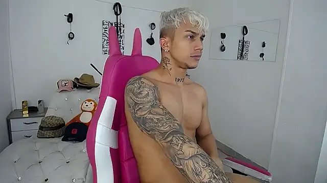 Freechat Leonard_Price on StripChat