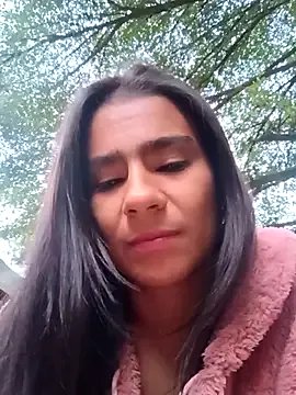 Leslly_ on StripChat