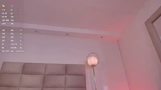 lexiee_grey_ on StripChat