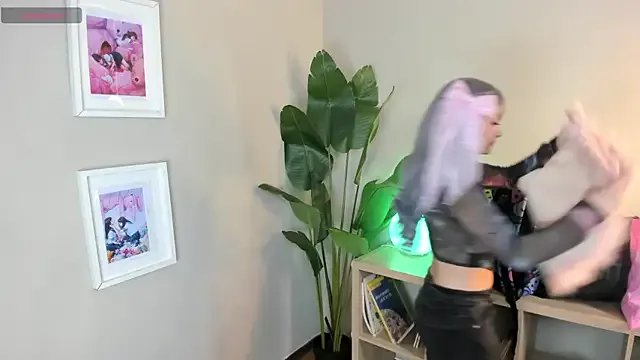 lexirouge__ on StripChat