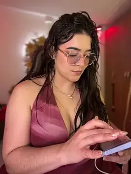 Lia_flowers on StripChat